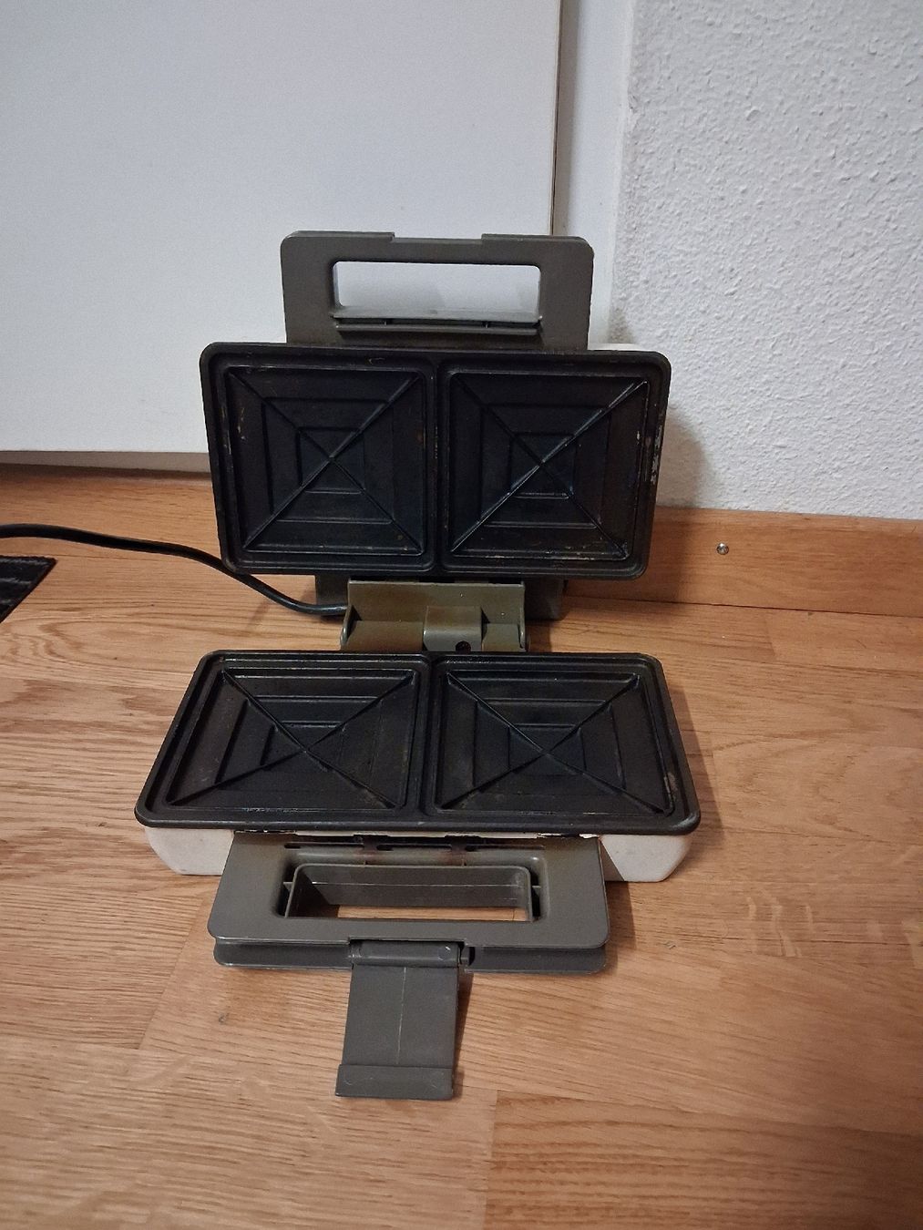 Appareils de cuisine: Sandwich-/Toastmaker – D'occasion à Bern par KavIndustries 1