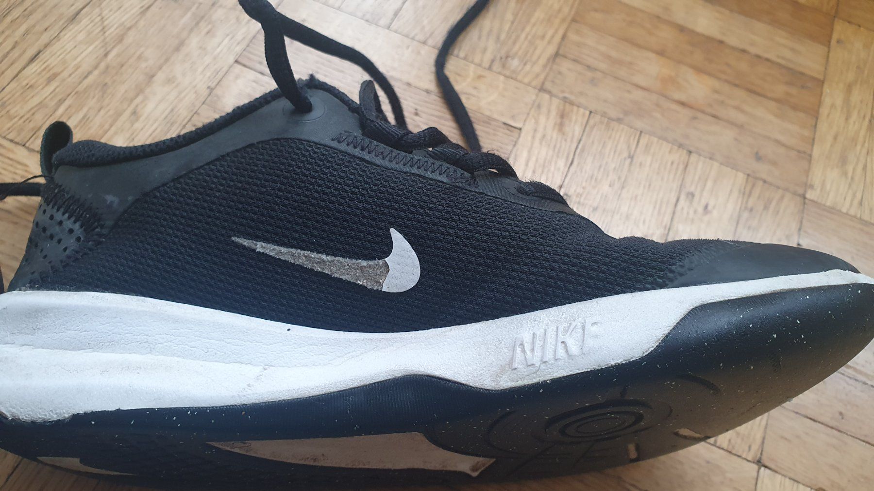 Nike Scarpe per ragazzi: Nike Sneaker, Grösse 35.5 – Usato da Zürich venduto da Kadija6 6