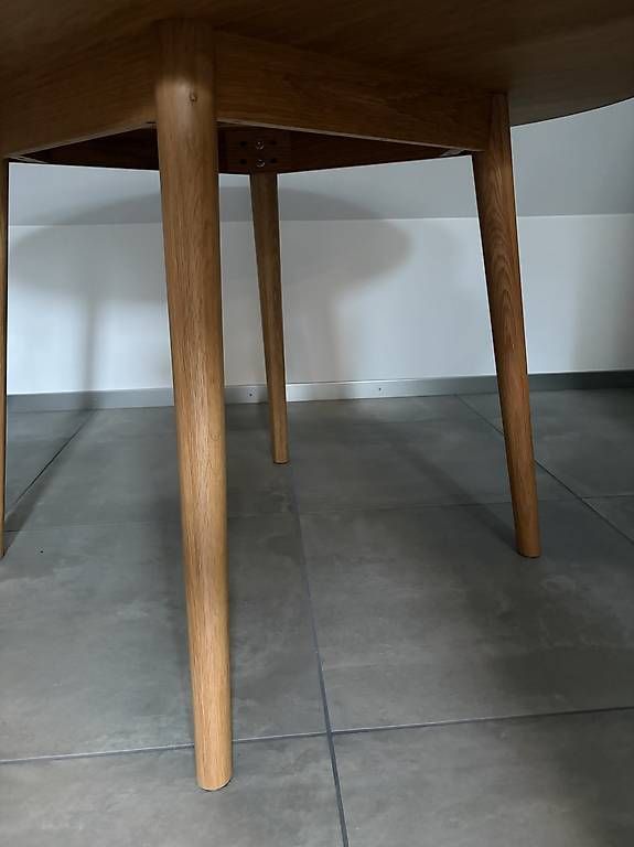 Tische: runder Tisch – Gebraucht aus Märstetten von cellen3 1