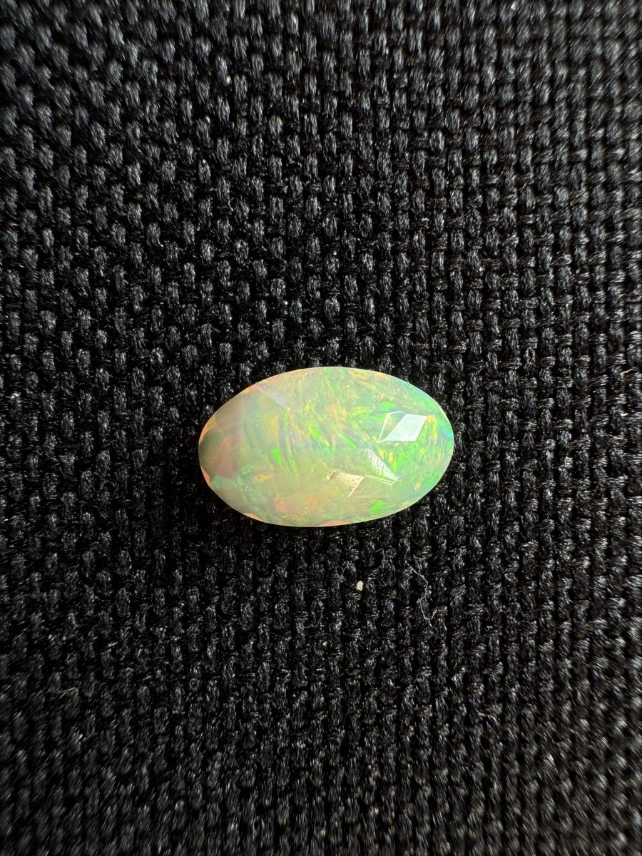 Pierres précieuses: Äthiopischer Opal 1.1ct – Neuf avec emballage d'origine à Wängi par Horus90 5