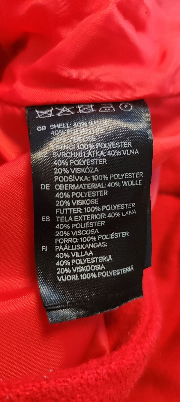 H&M Giacche: Divided Red Wool Blend jacket, Size 36, Perfect for Winter! – Usato da Rüti ZH venduto da Happynong 7
