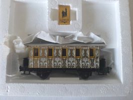 Personenwagen "Goldlöwe" mit Pin, Sondermodell