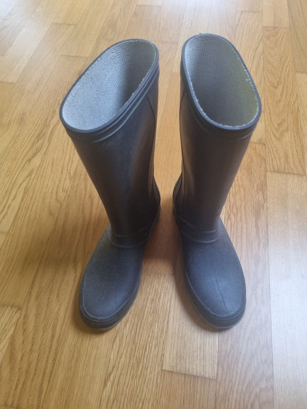 Chaussures garçon: Schöne Kinderstiefel Grösse 34 – D'occasion à Rothenfluh par Sawi80 3