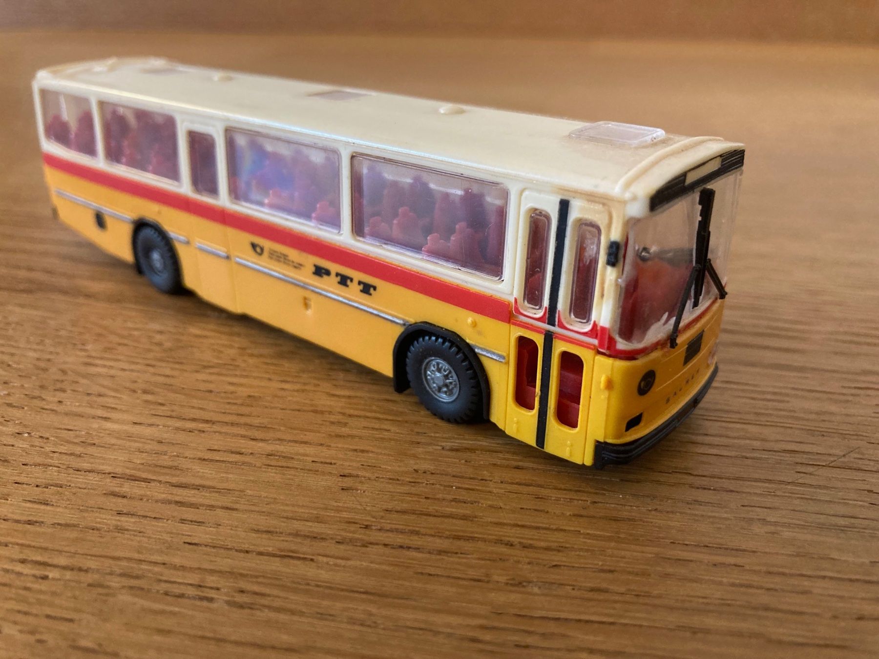 Modellini di ferrovie: Postauto für H0 Eisenbahn – Usato da Henggart venduto da bauman