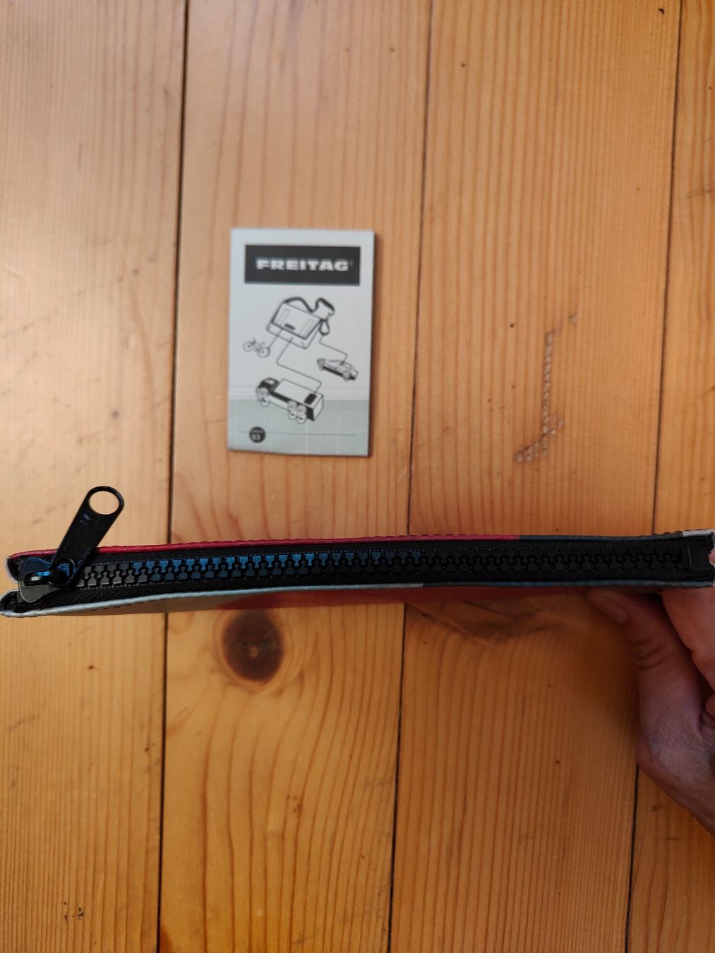 Freitag Altro in Scrittura & Disegno: Freitag-Etui Serena F06 – Nuovo (secondo la descrizione) da Winterthur venduto da the7mx1reon 2