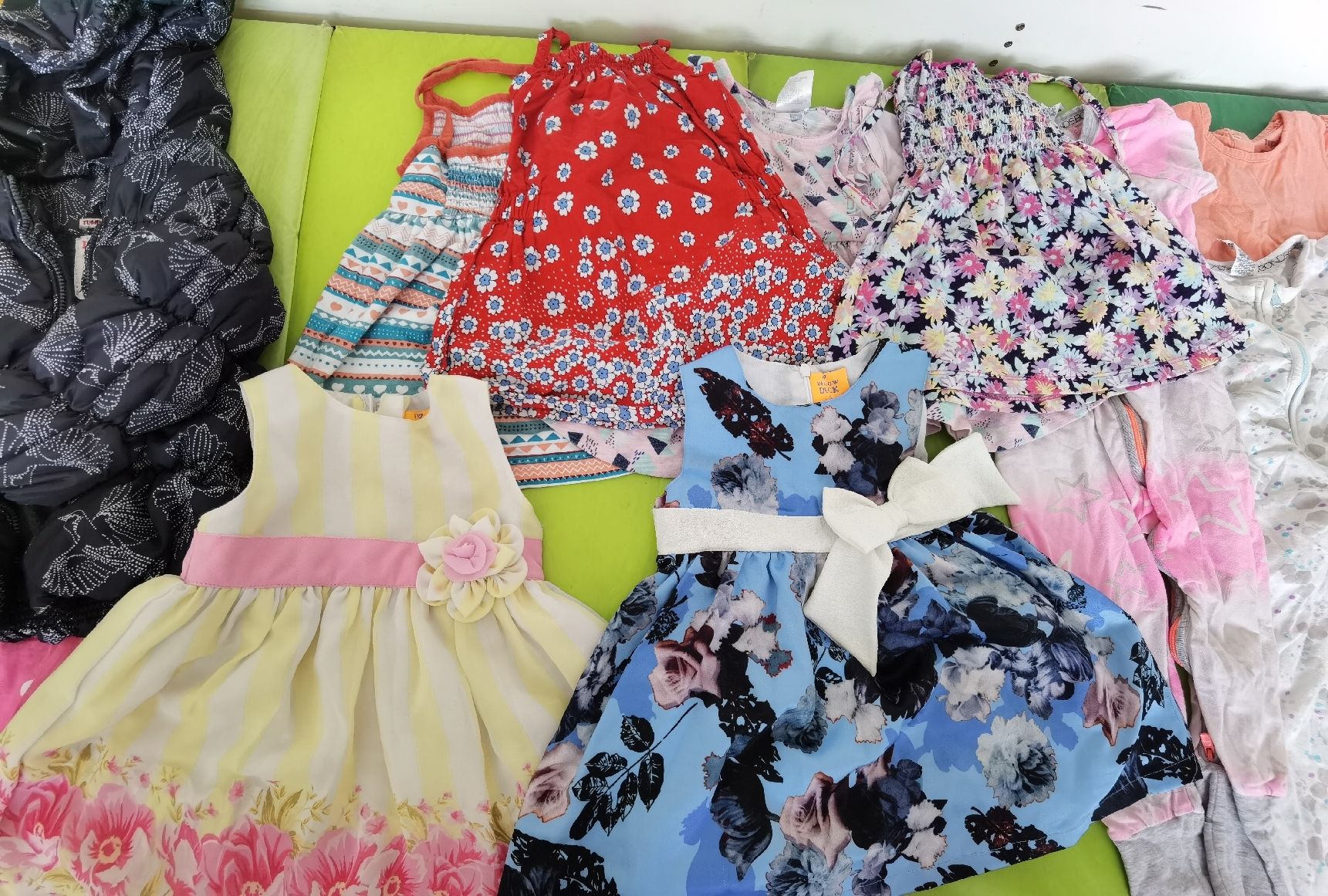 Lotti & Set di vestiti: Babykleidung Gr 86-92 – Usato da Oensingen venduto da jia_gs8g 2