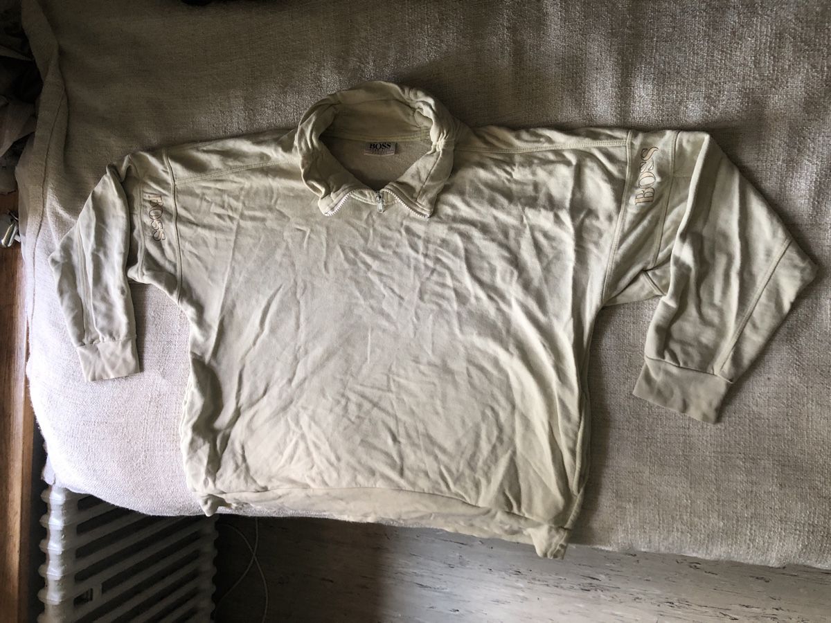 Hugo Boss Pullover & Sweatshirts: Vintage Rare Hugo Boss Sweater – Gebraucht aus Zürich von aurelia_nater