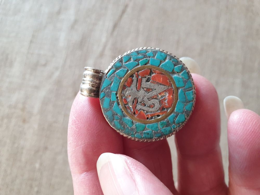 Tibet Amulett, OM, Silber 925 eingelassene Türkissplitter (Gebraucht ...