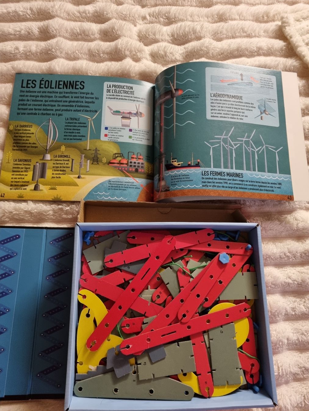 Kit di costruzioni: Super constructions: livre + maquettes – Nuovo (secondo la descrizione) da Riddes venduto da pierre-a-facettes 2