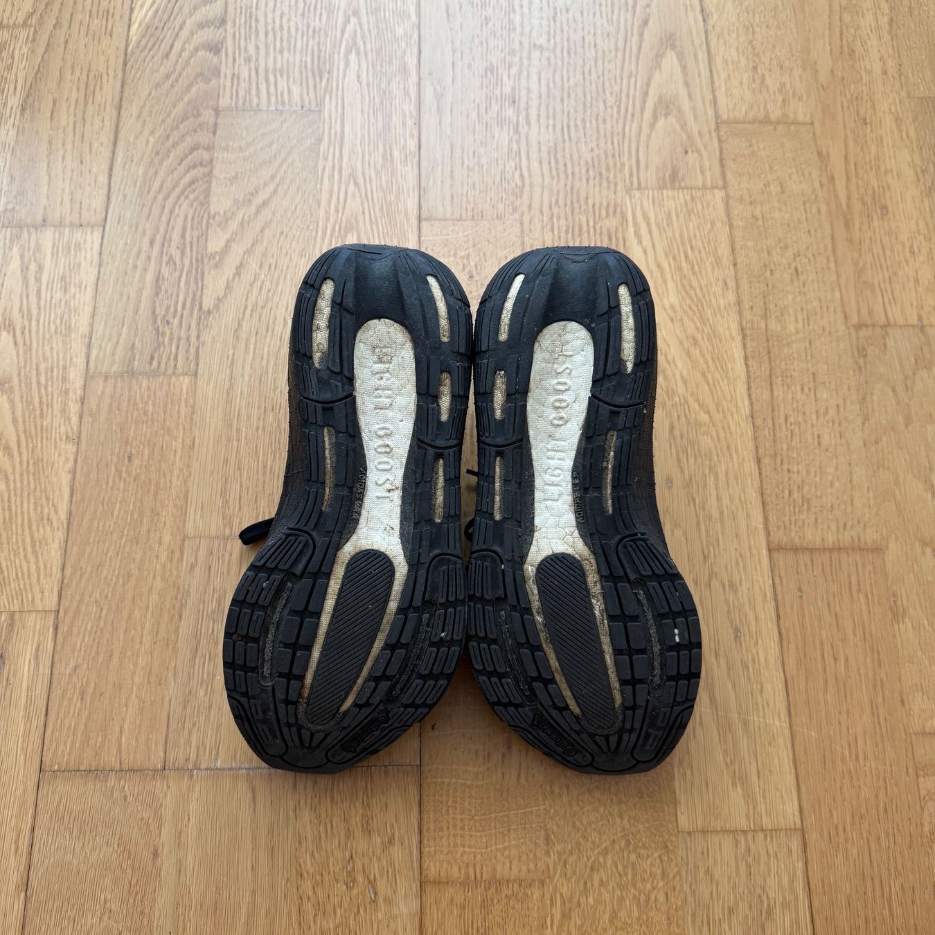 Adidas Chaussures femmes: Adidas Ultraboost Light – D'occasion à Uster par basquiat_ch 9