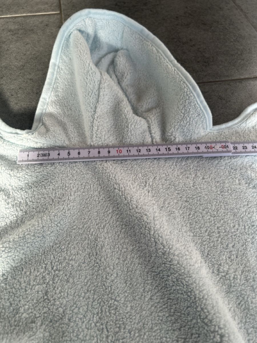 Abbigliamento: Hunde -Badetuch mit Kapuze, hellblau – Usato da Mühledorf SO venduto da Dania77 7