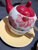 2 Teekannen mit passender / dazugehöriger Tasse