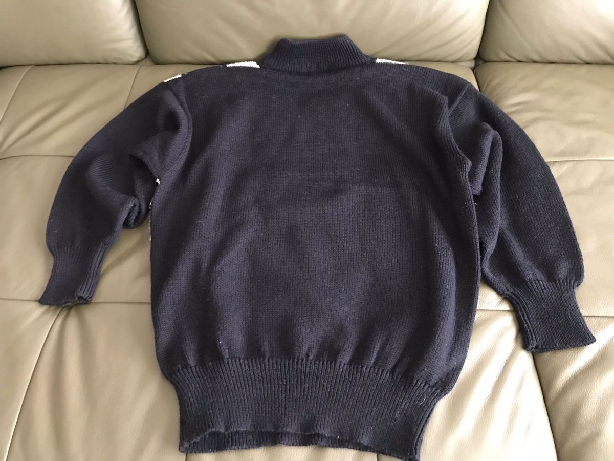 Maglioni & Felpe: Pullover – Usato da Fraubrunnen venduto da amm_7kp6 1