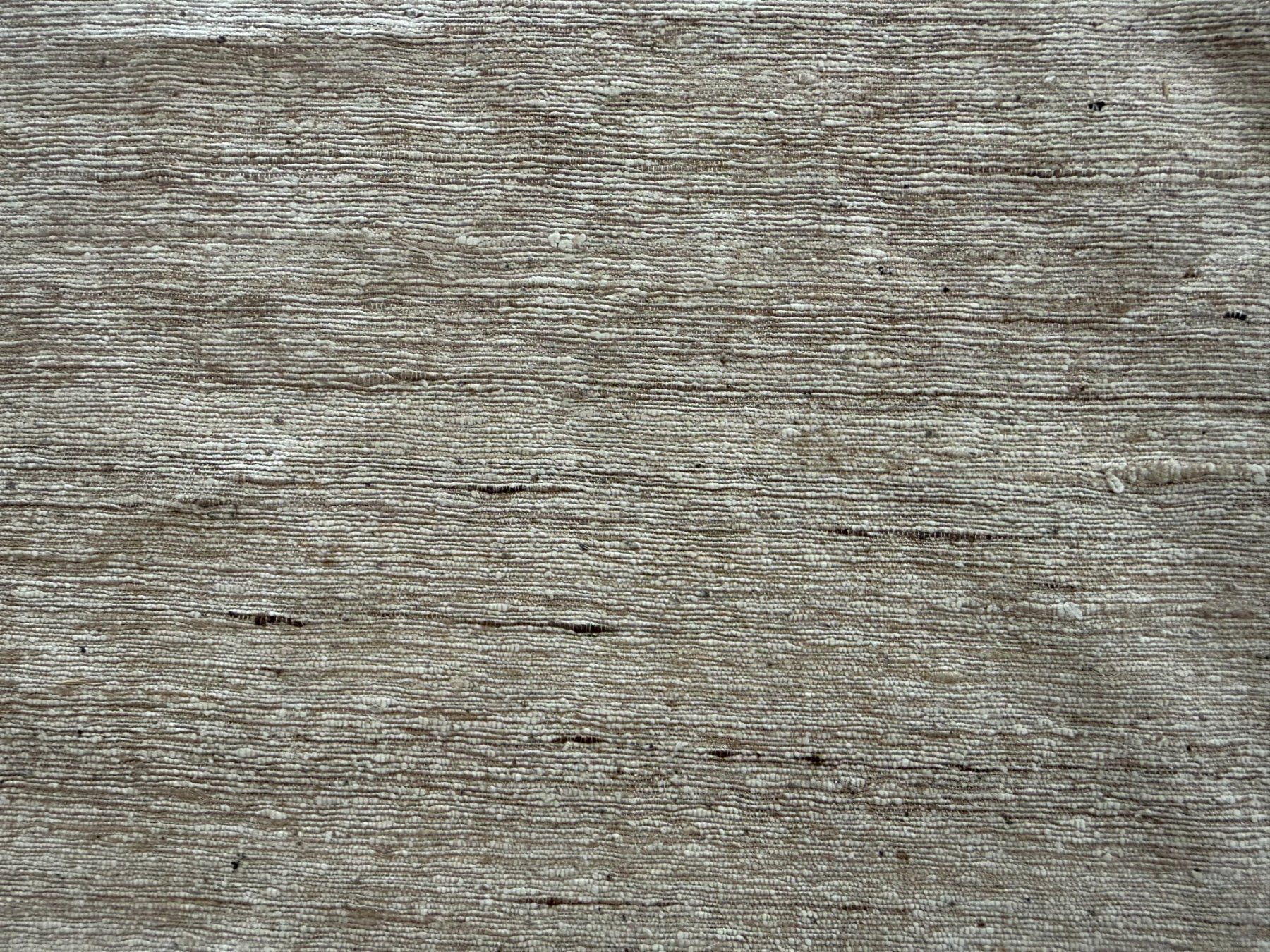 Tessuti: Stoff vermutlich Wildseide   Breite 130 cm   Preis pro Meter – Nuovo (secondo la descrizione) da Subingen venduto da ArtBead 1