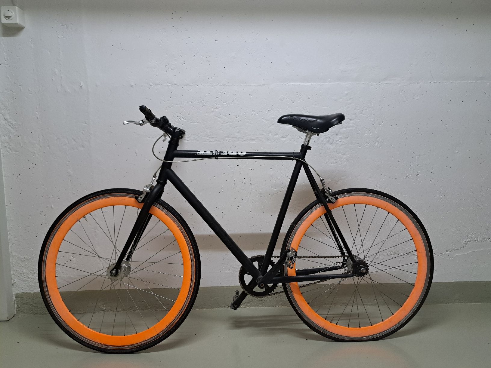 Vélos: Eingangrad – Défectueux à Basel par ins_ctx9 3