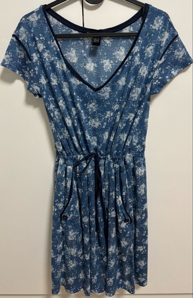 Vestiti: 2x Kleid dunkelblau bestickt, Grösse M  – Usato da Zollikerberg venduto da Jvac2 5