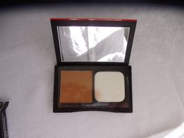 Shiseido Powder Foundation Nr. 410 Sunstone
