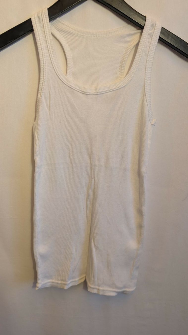 Top: Tank Top weiss grau stretch S – Nuovo (secondo la descrizione) da Sarmenstorf venduto da T.Sunl8 1