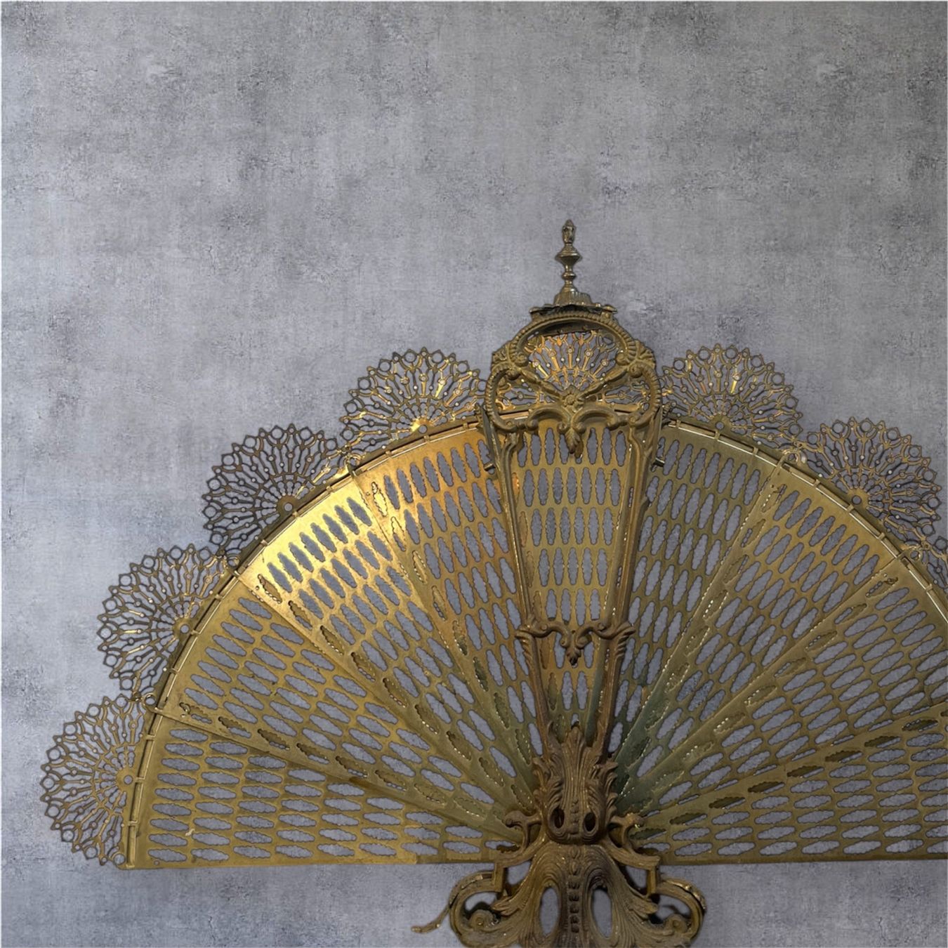 Tutte le decorazioni: Fantastic folding fire screen – Usato da Rütihof venduto da SwissEritageAndMore