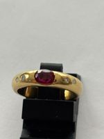 Gelbgold Ring 18 Karat mit Rubin und Diamanten