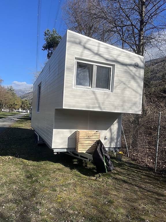 Mobilhome: Tiny House sur remorque 3 essieux – Usato da Sierre venduto da ton_g7g5 1