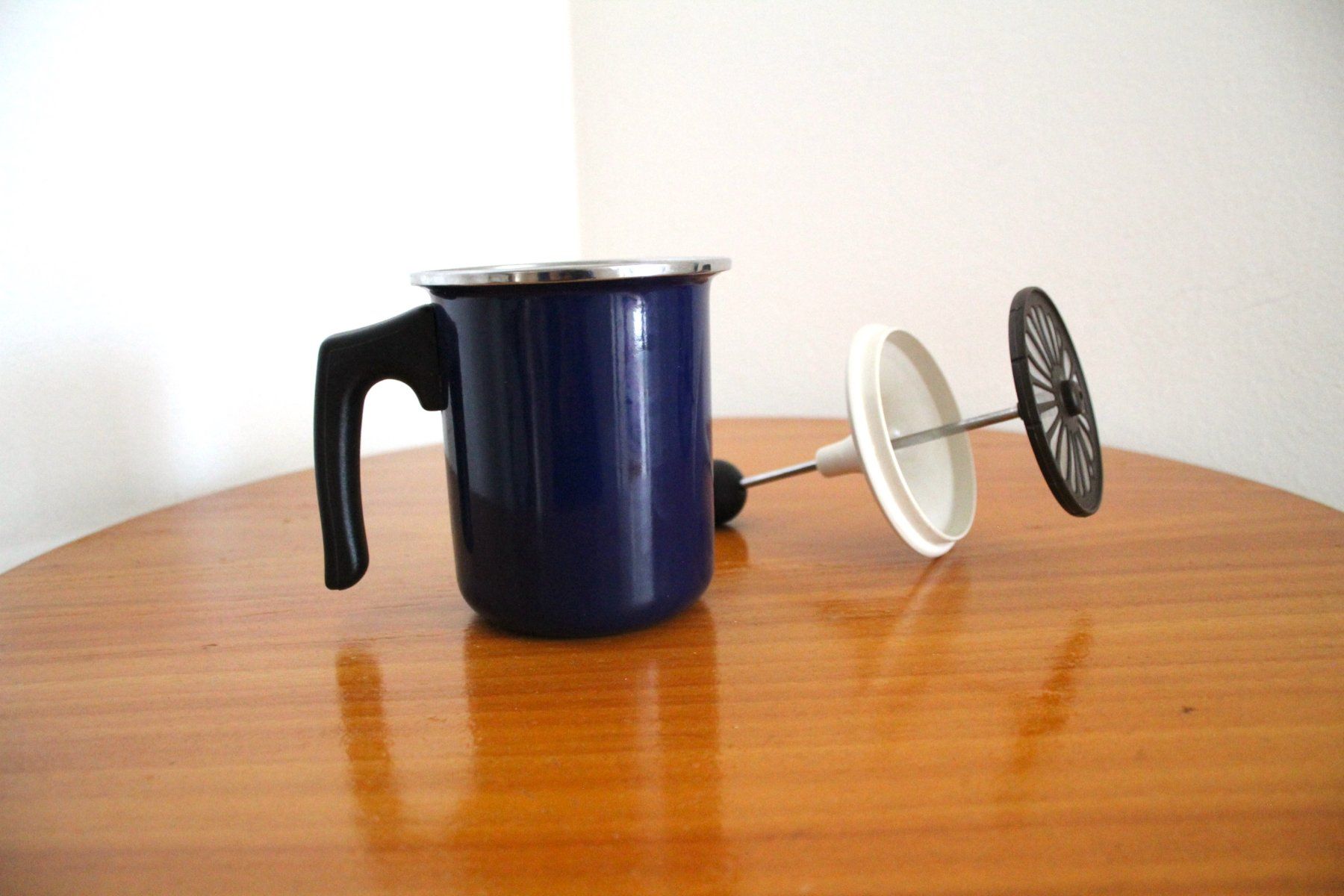 Küchengeräte: Cappuccinomaker /Milchaufschäumer – Gebraucht aus Locarno von fripui