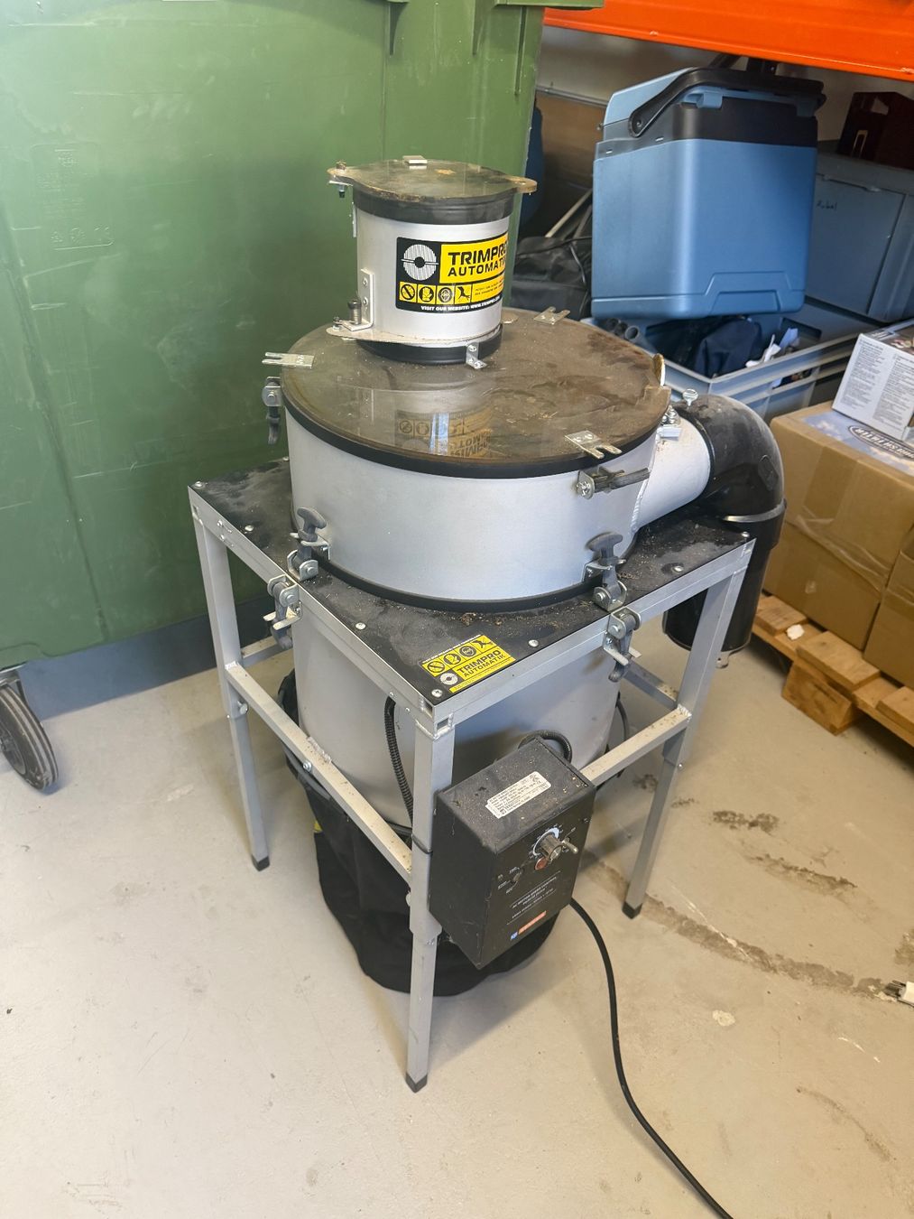 Tutte le macchine: Hanfschneide Maschine Trimpro Automatik gebraucht – Usato da Obergösgen venduto da ert02