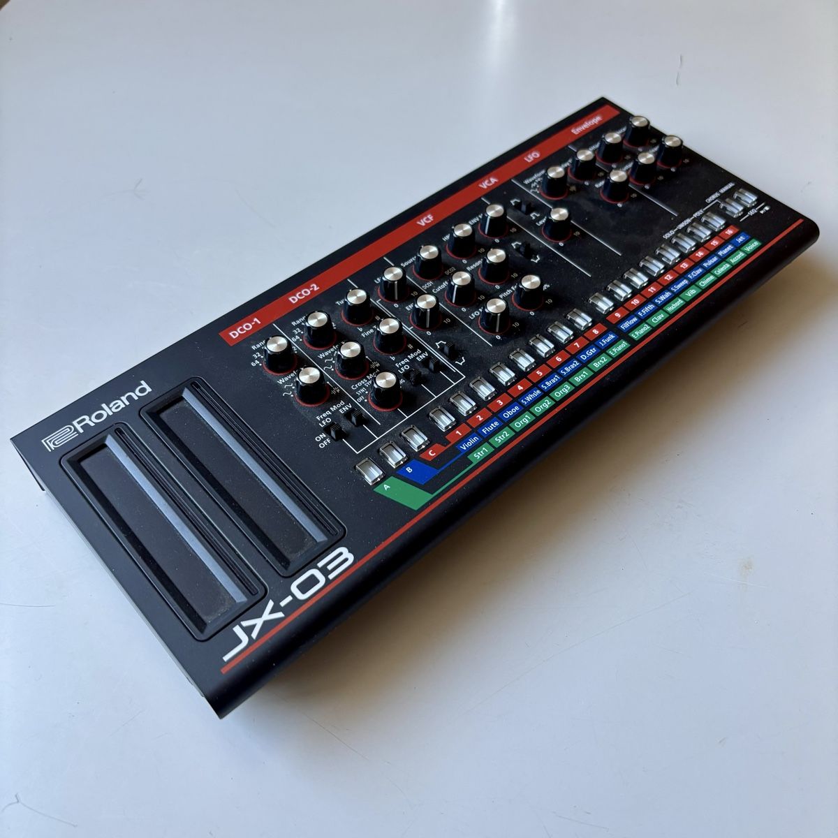 Roland Musikinstrumente: Roland JX-03 Synthesizer – Gebraucht aus Basel von meerow 1