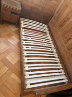 Bett, Holz, 100*200, mit Lattenrost