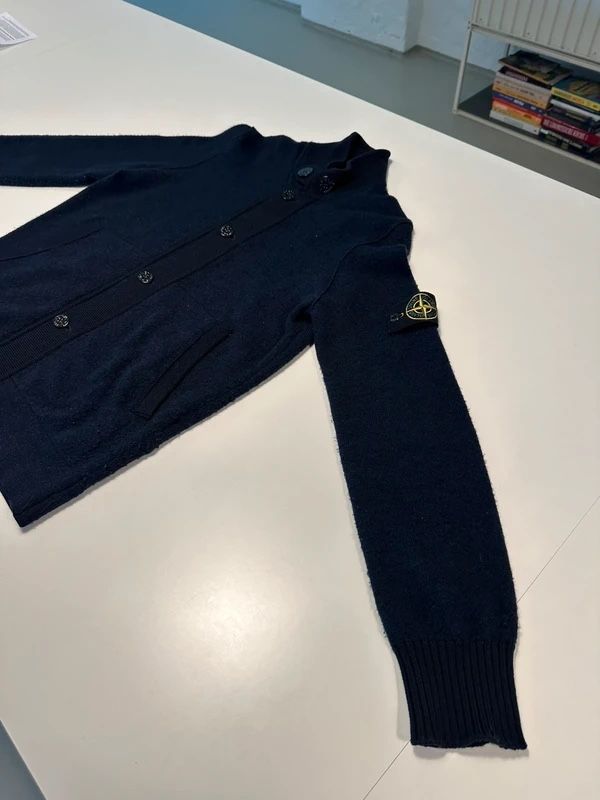 Stone Island Giacche: Stone Island Cardigan Grösse S-M – Usato da Basel venduto da gab_sy56 3