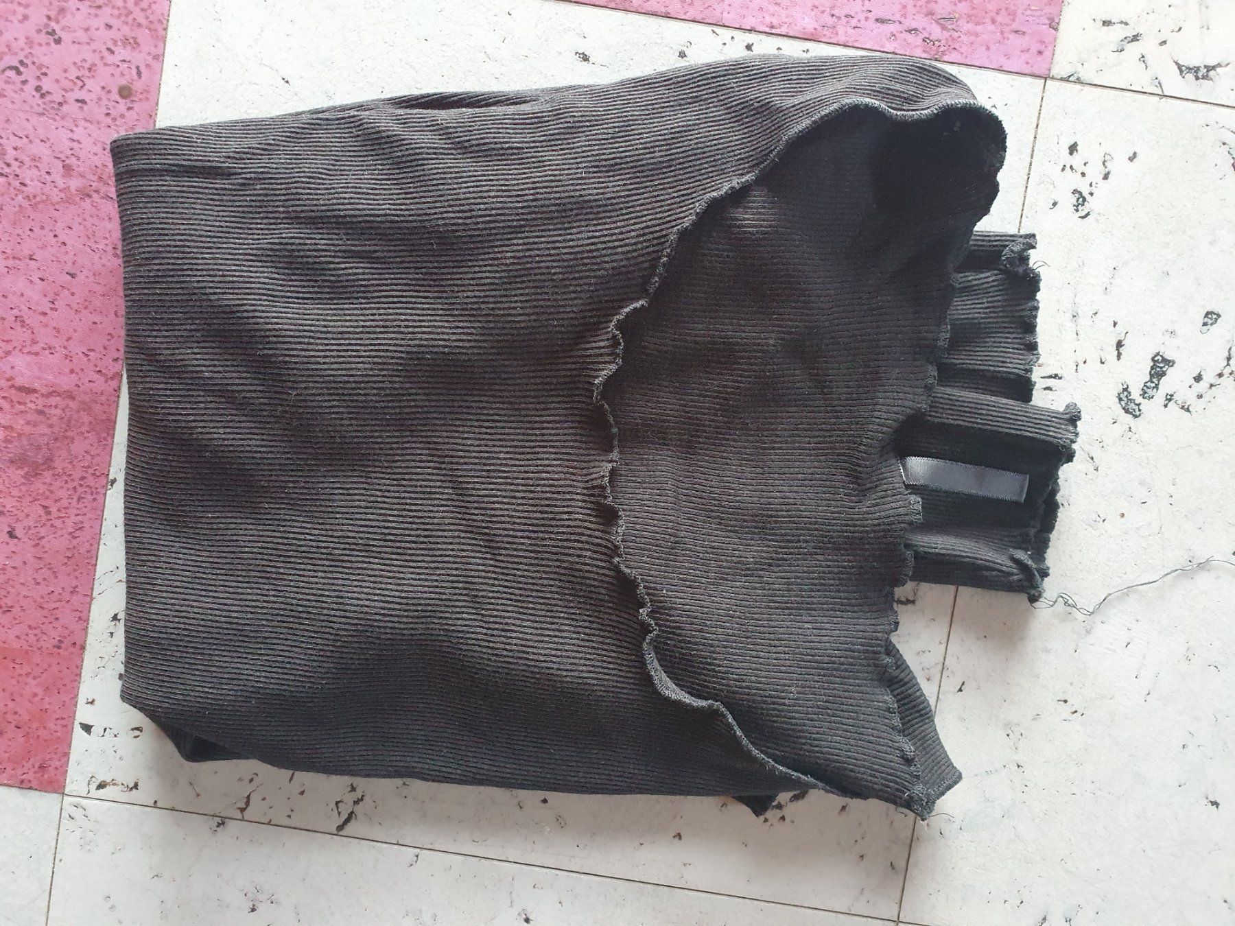 Maglioni & Felpe: Pullover – Usato da Moosseedorf venduto da Sonnenschein.. 3