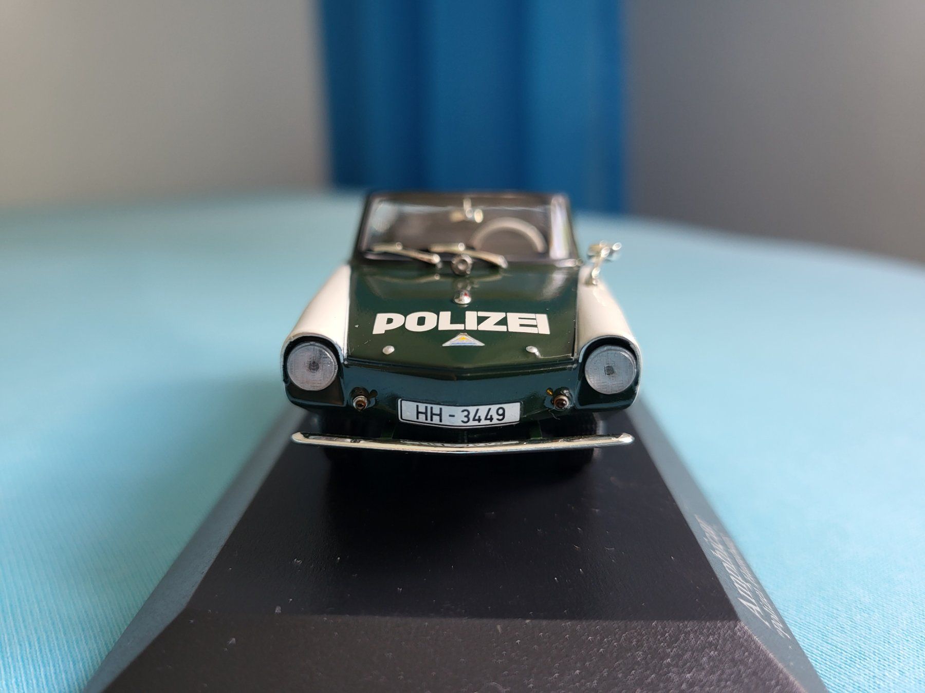 Minichamps Modellautos: Amphicar "Polizei Hamburg" – Neu (gemäss Beschreibung) aus Glattbrugg von PhilKrill 3