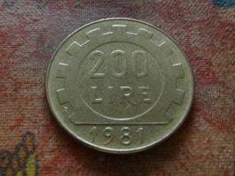 ITALIE  200  Lire  1981