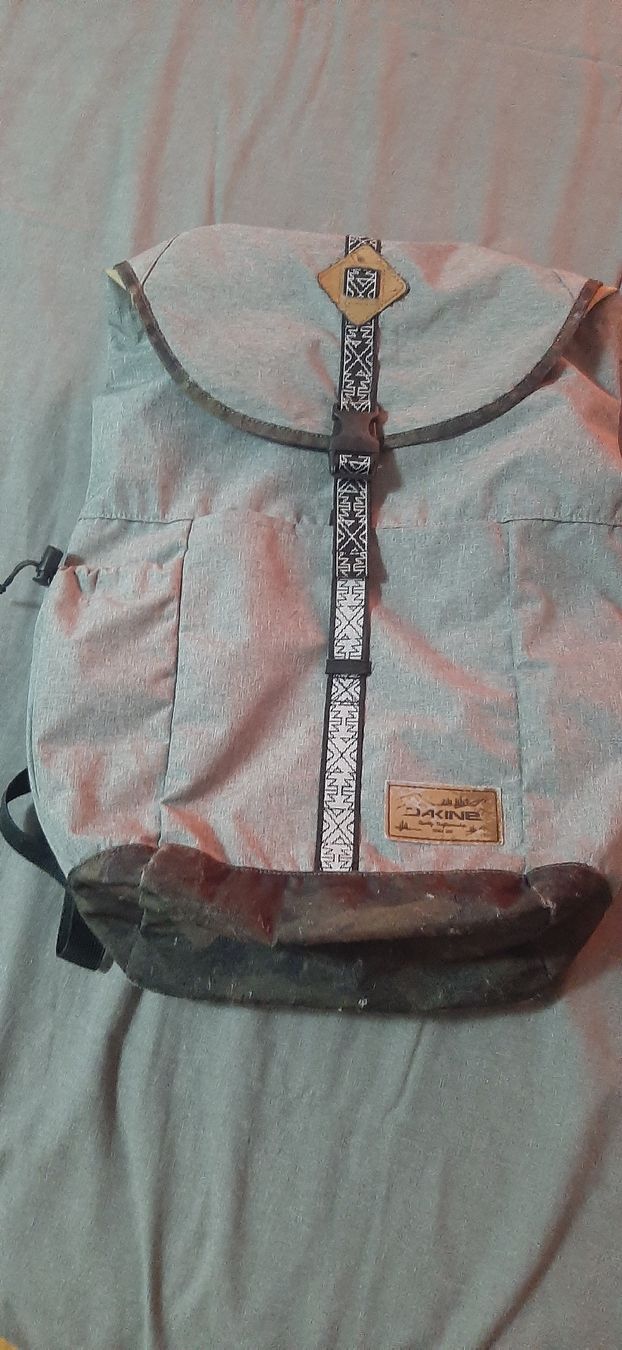 Dakine Zaini: dakine Rucksack  – Usato da Montreux venduto da Sorabest