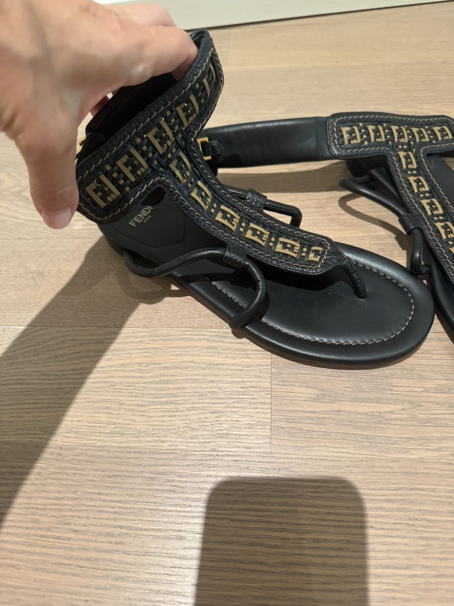 Fendi Scarpe da donna: Fendi Sandal – Nuovo e nell'imballaggio originale da Küsnacht ZH venduto da Zafsa 1