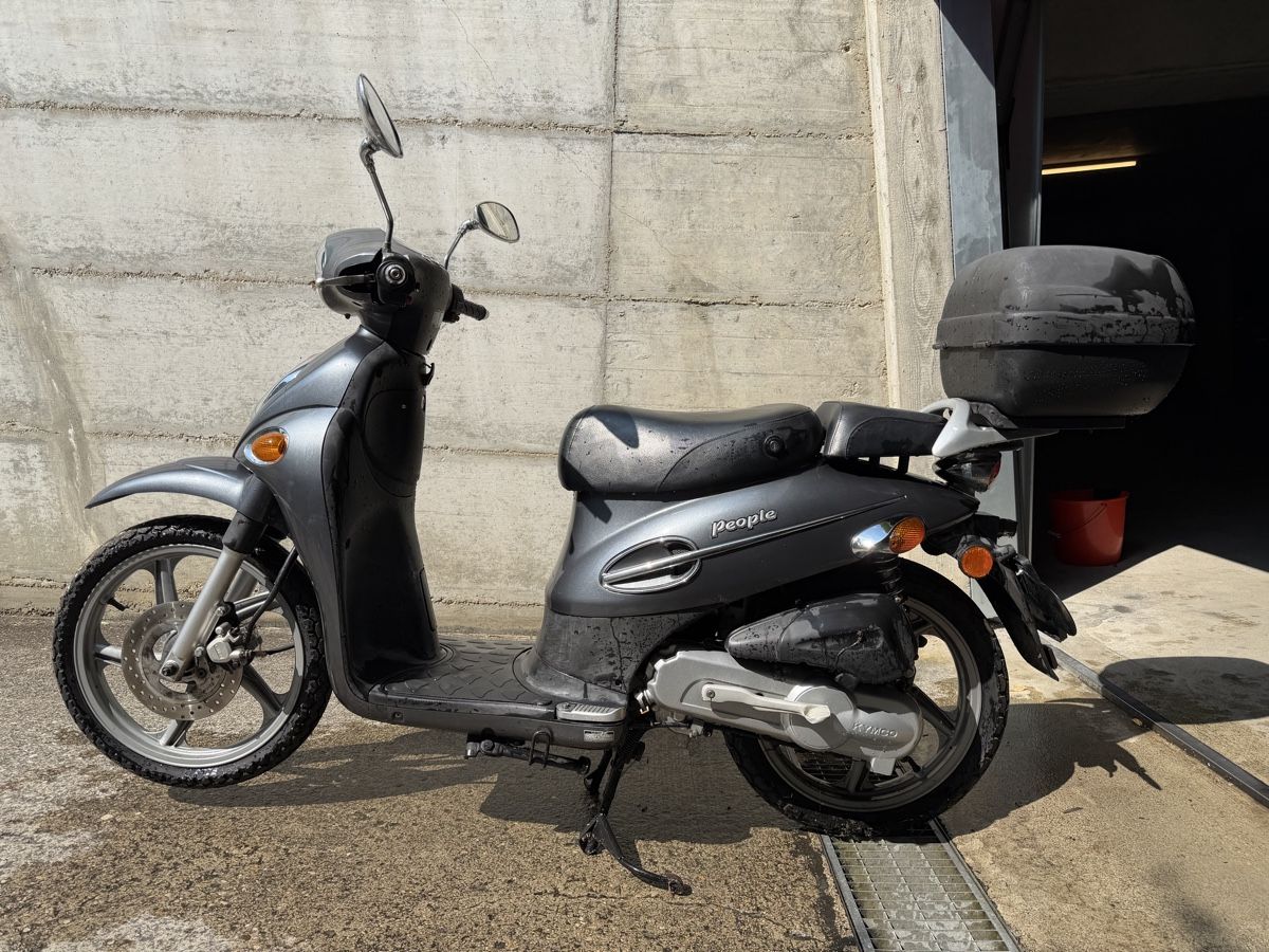 Kymco Tutti pezzi di ricambio per scooter: Scooter Kymco  People 125cc – Difettoso da duillier venduto da mitch46 1