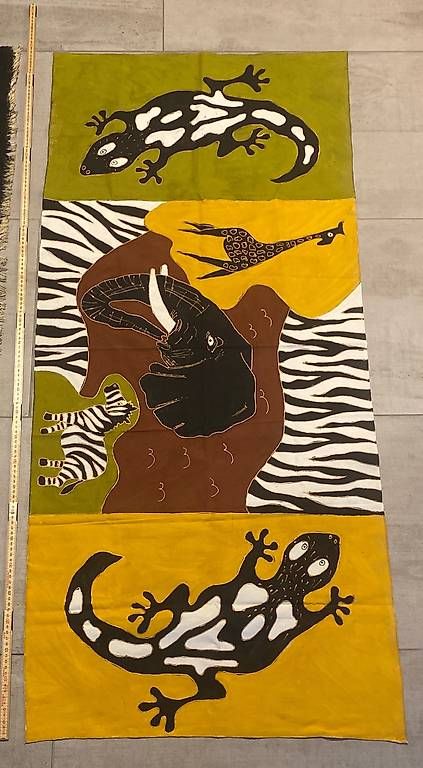 Tutte le decorazioni: Tier Decke Wandbehang Tuch aus Namibia – Usato da Erlinsbach SO venduto da ren_rvc9 1