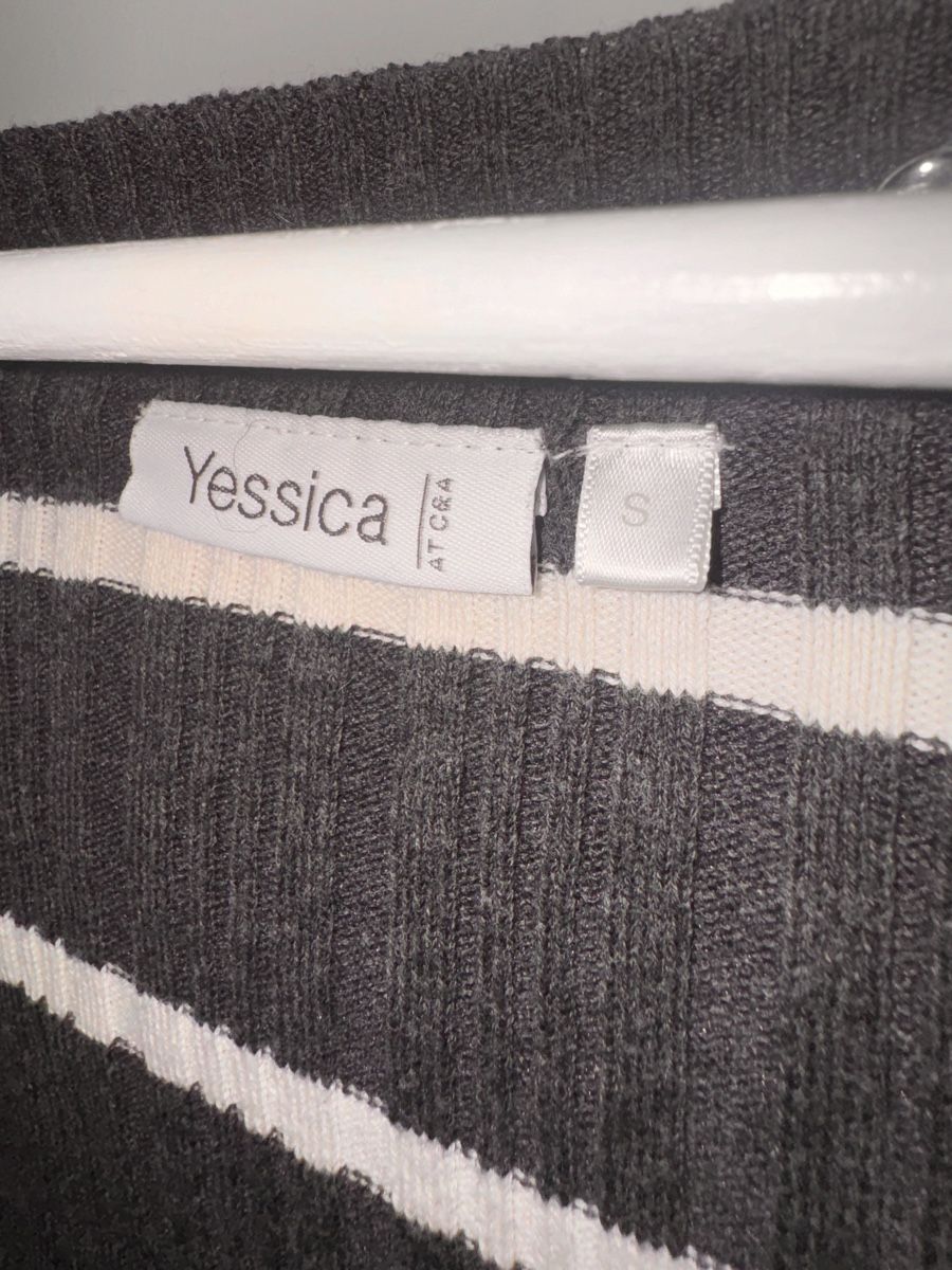 C&A Maglioni & Felpe: Schwarz-weiss gestreifter Pulli S C&A – Nuovo (secondo la descrizione) da Richterswil venduto da Manu55555 3
