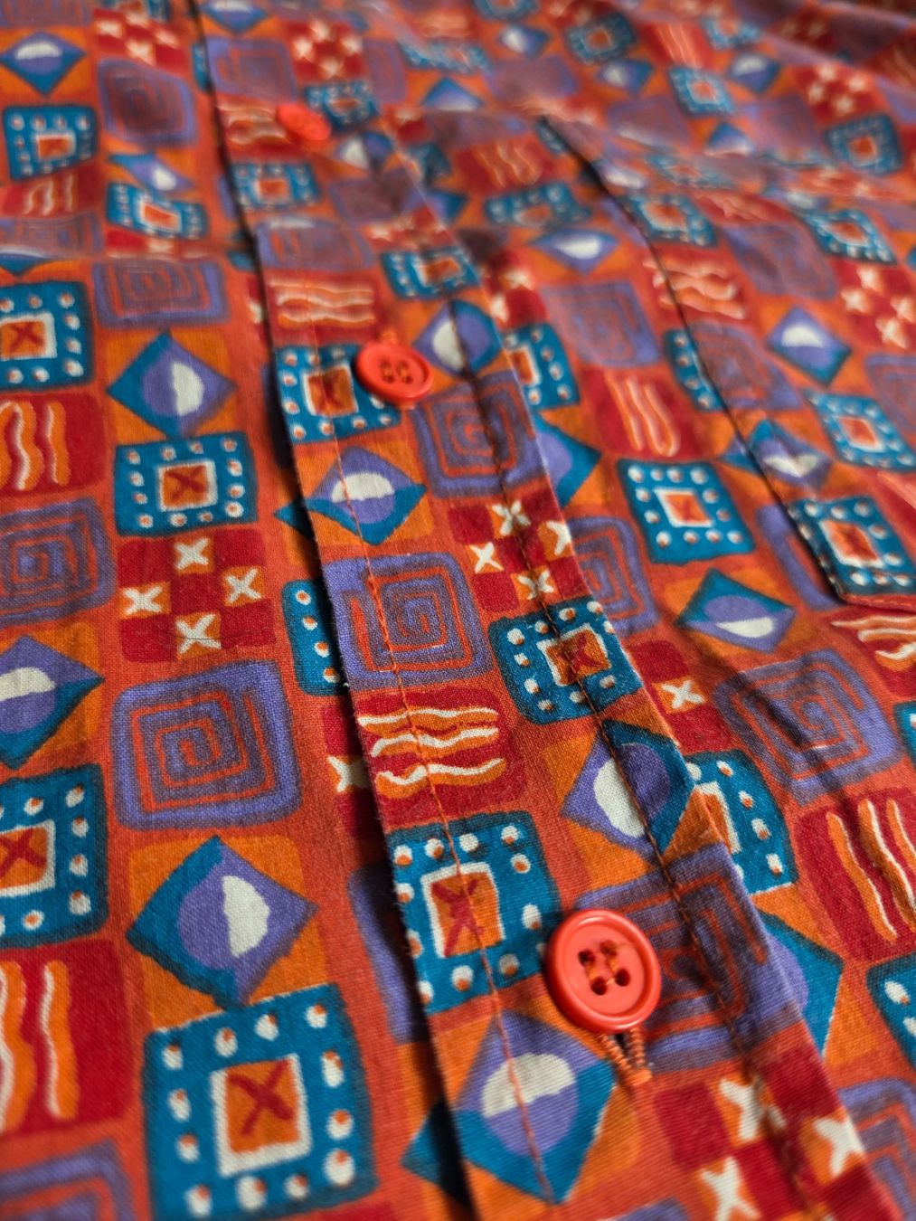Camicie: Vintage 90er Hemd L Geometric Print – Usato da Bern venduto da -Aniko- 3