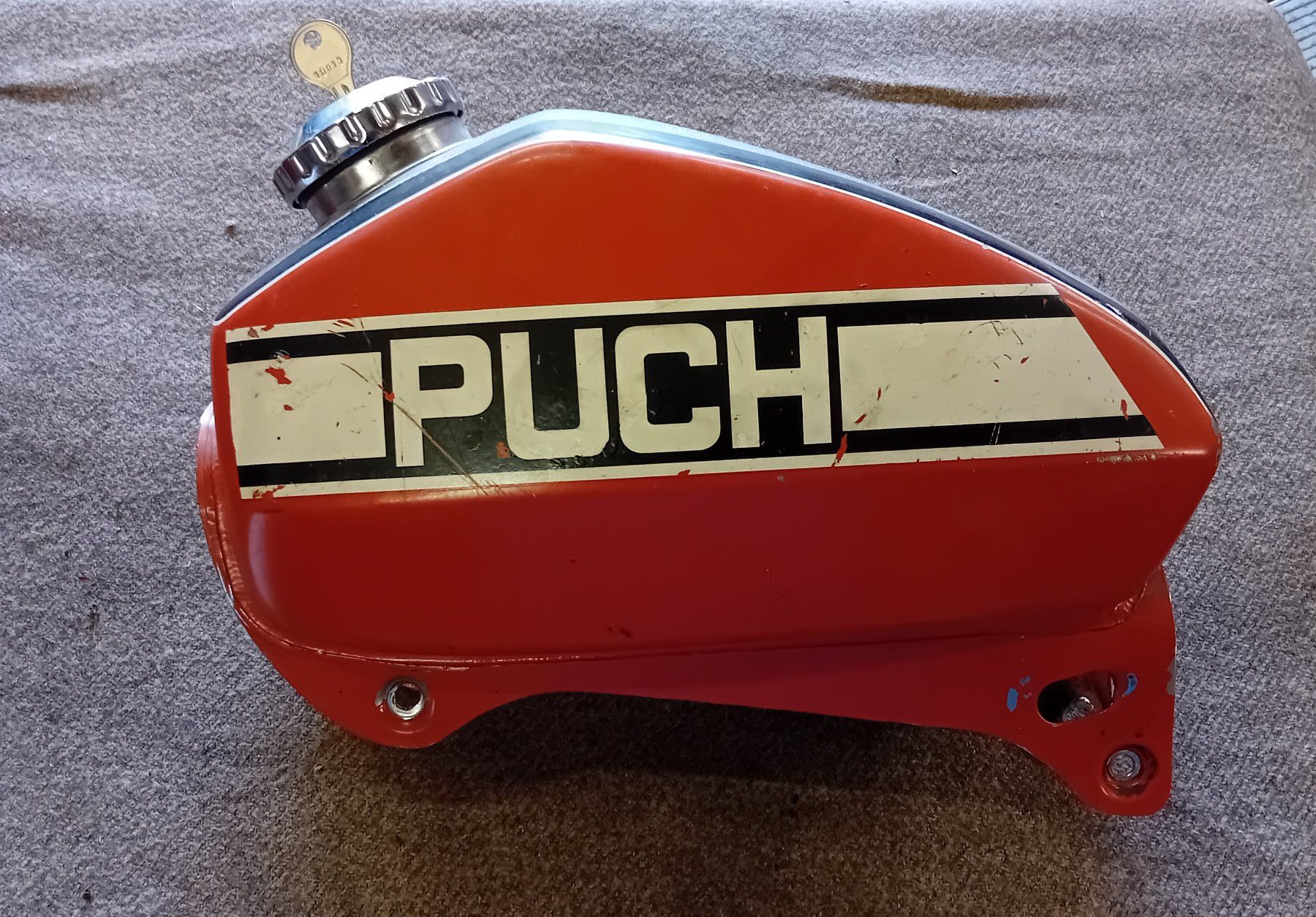 Puch Sonstiges Fahrzeugzubehör: Puch X30 NL Tank – Gebraucht aus Schwanden b. Brienz von hoihoi03