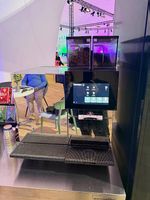 Thermoplan Kaffeemaschine mit 2 Mühlen & Milchkühler