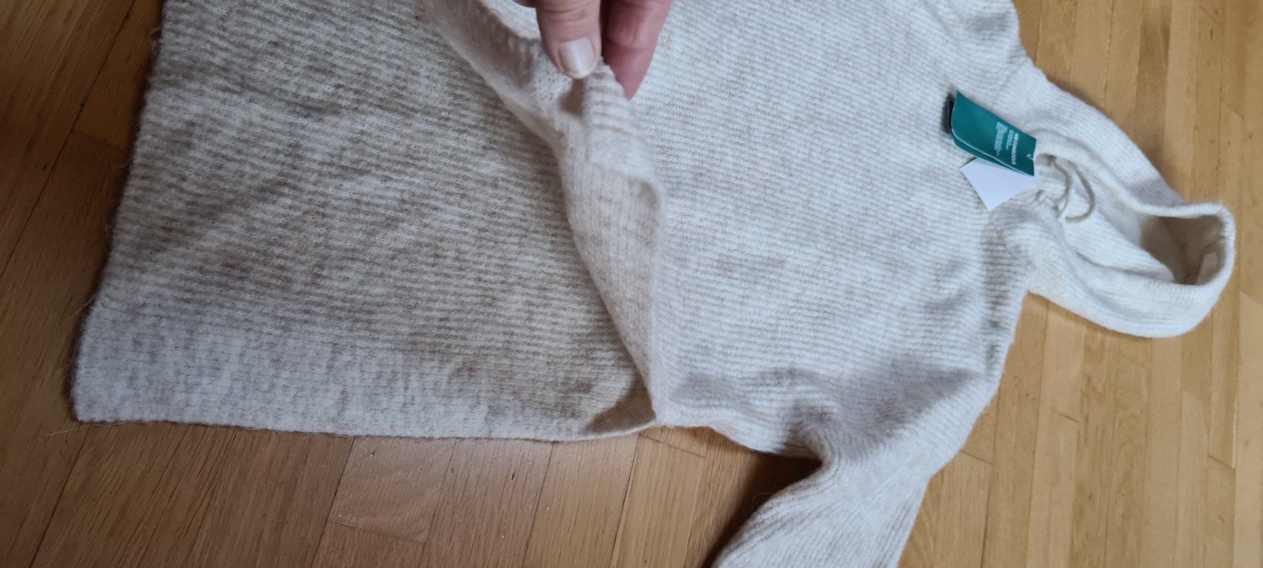 Maglioni & Felpe: Neues Kapuzzenpulli mit Shirt gr.M – Usato da Ferden venduto da jemyce 4