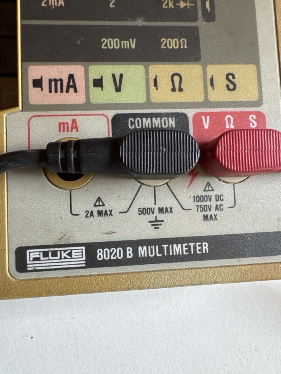 Fluke Mesurer: Fluke 8020 B Multimeter Used – D'occasion à Naters par vir_8t9z 3