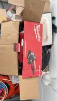 Milwaukee AG 10-125 Winkelschleifer Neu