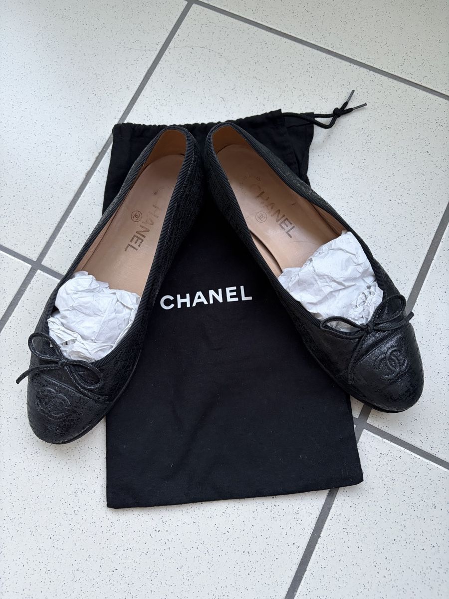 Chanel Damenschuhe: Chanel black ballerinas 38.5 – Gebraucht aus Zürich von nat_k