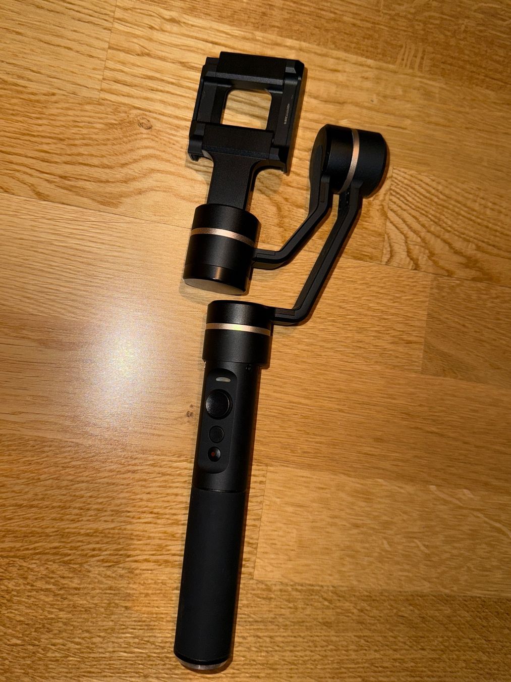 Feiyu Tech Treppiedi & Teste: Feiyu Tech SPG Live 3-Achsen-Gimbal – Usato da Zürich venduto da viv_jf92