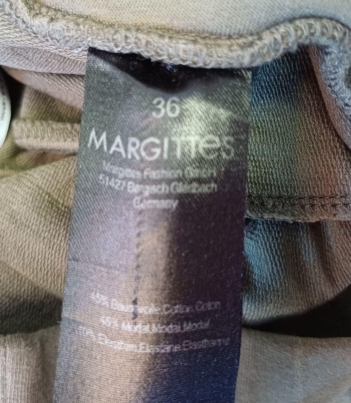Hosen: Freizeithosen von Margittes im 36 – Gebraucht aus Merenschwand von Brockinell 3