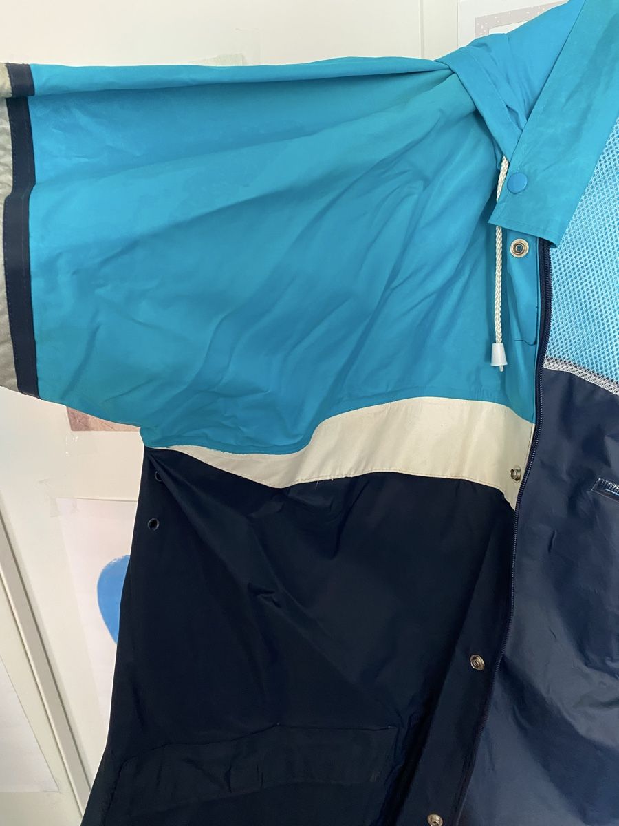 Giacche: Regenjacke Grösse L – Usato da Basel venduto da hea_pp2f 1