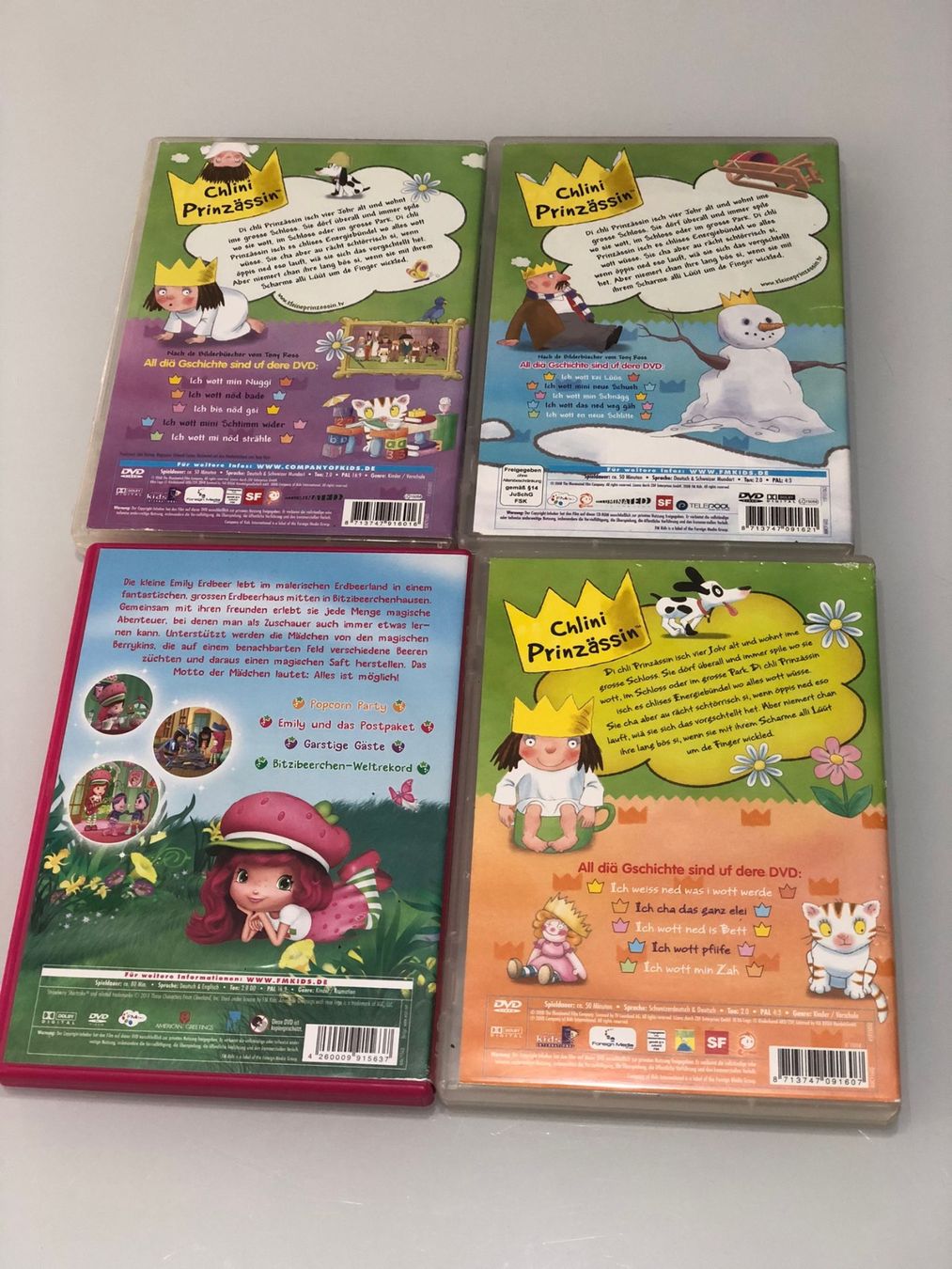 Tutti i DVDs: 4 Kinder-DVD's – Usato da Röschenz venduto da Tashroal 1