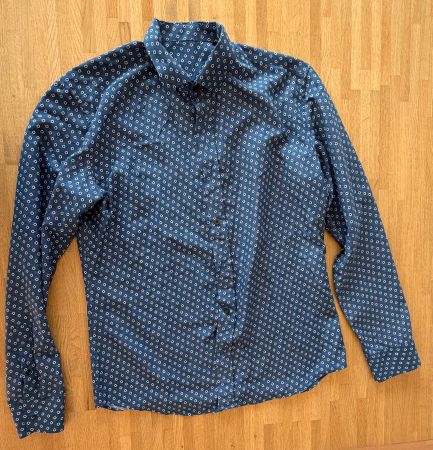 Bluse - blau rot weiss gemustert ca. Gr. 42